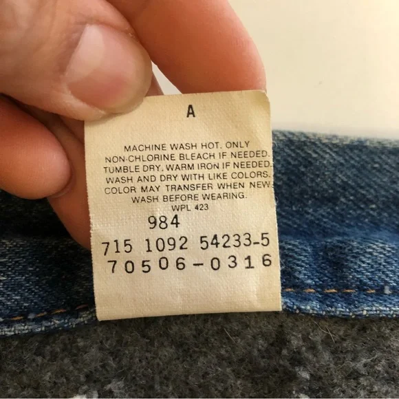 SOLD 1990s Levi's Blanket Lined Red Tag Made in USA Denim Jacket 70506-0316 - Picture 15 of 16